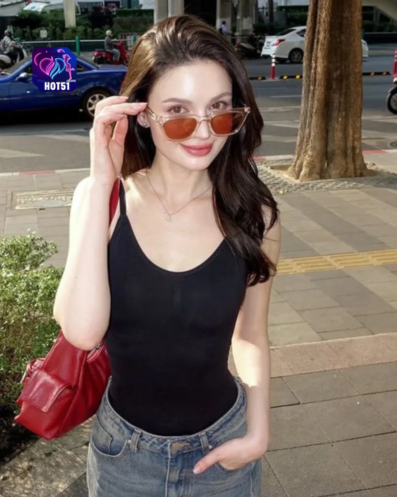 Hot51 APK Aplikasi Live Stream Terbaik