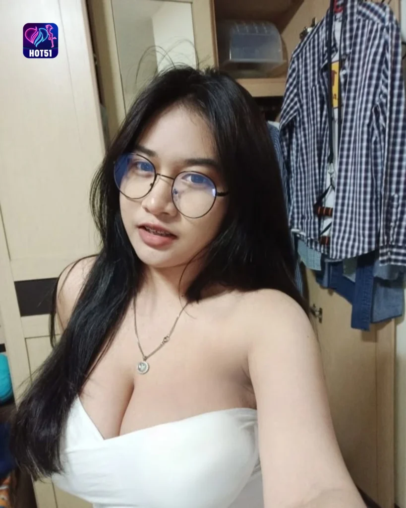 Download Hot51 APK & Mod Enjoy Live Streaming Anytime, Anywhere in Indonesia