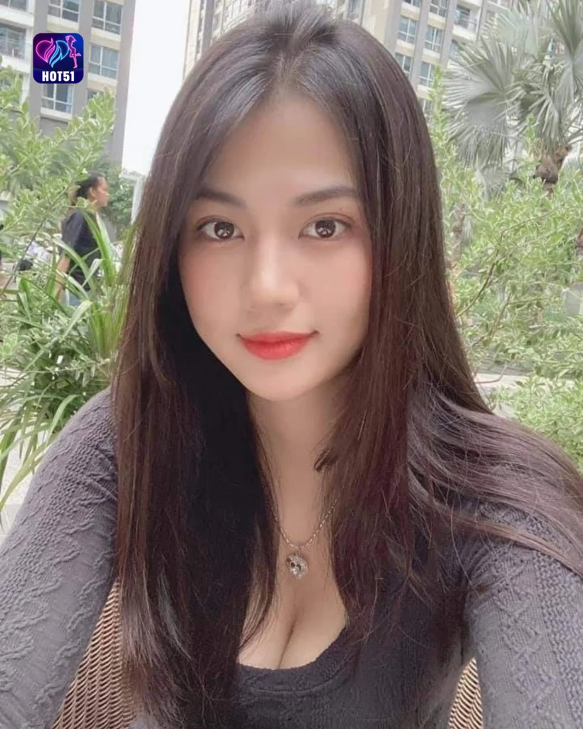 Download APK Hot51 Terbaru Review Hot51 Live Stream, Mod APK & Versi Lama
